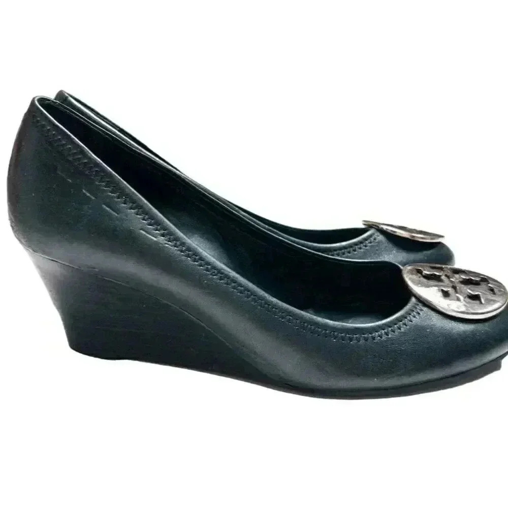 Tory Burch Women’s Black Ballet Flats Gold Logo – Classic Casual Slip On - Picture 3 of 9